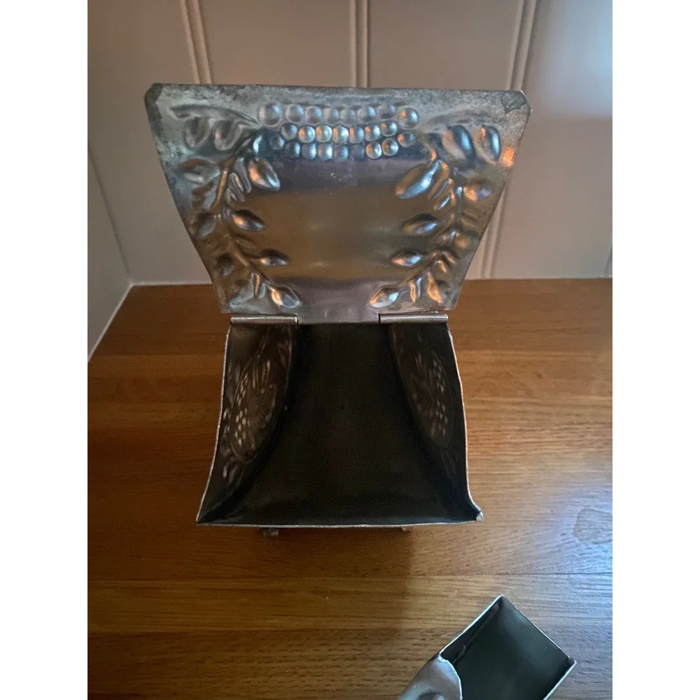 Vintage Silver Metal Sugar Scuttle | Sugar Bowl with Scoop | Silver Plated Dish